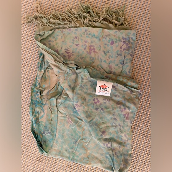 Floral Print Scarf - Picture 1 of 1